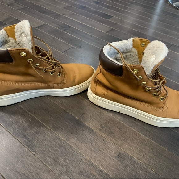 Timberland Tan/White Boots Women’s 7.5 - Picture 8 of 9